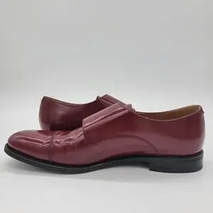 Church's Leather Loafers

Size 38
