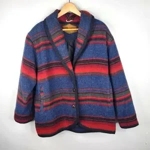 Vintage Woolrich Jacket

Size M
